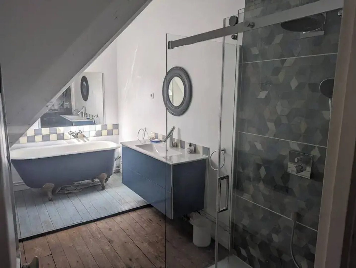 Au Bonheur des Voyageurs