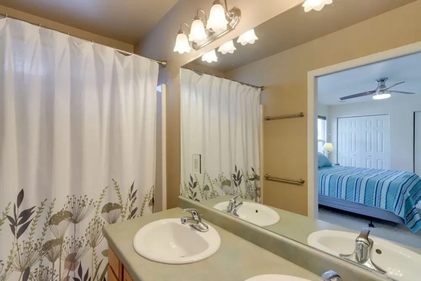 Pet-friendly Fruita Home - Walk to Downtown!