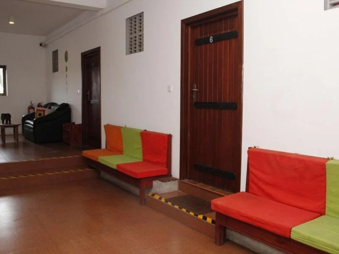 Thumbelina Apartments