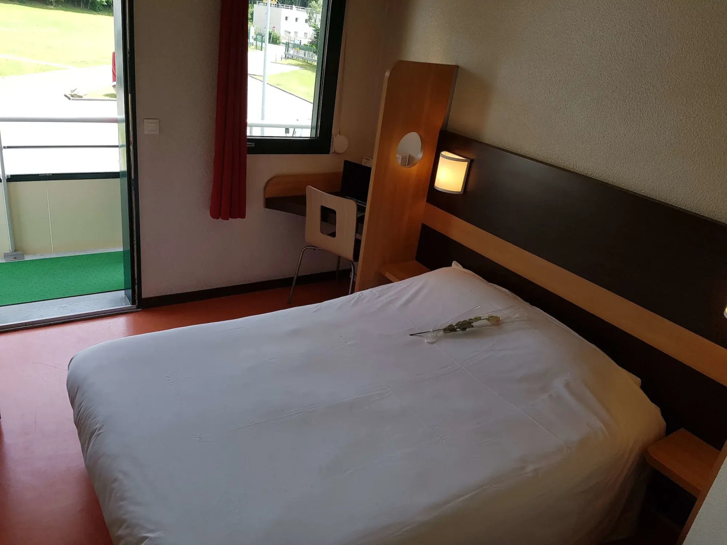 Première Classe Amiens Est - Glisy