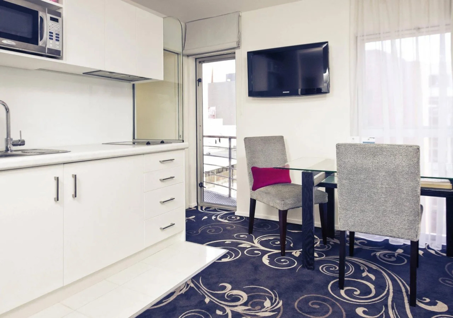 Mercure Wellington Central City Hotel and Apartments
