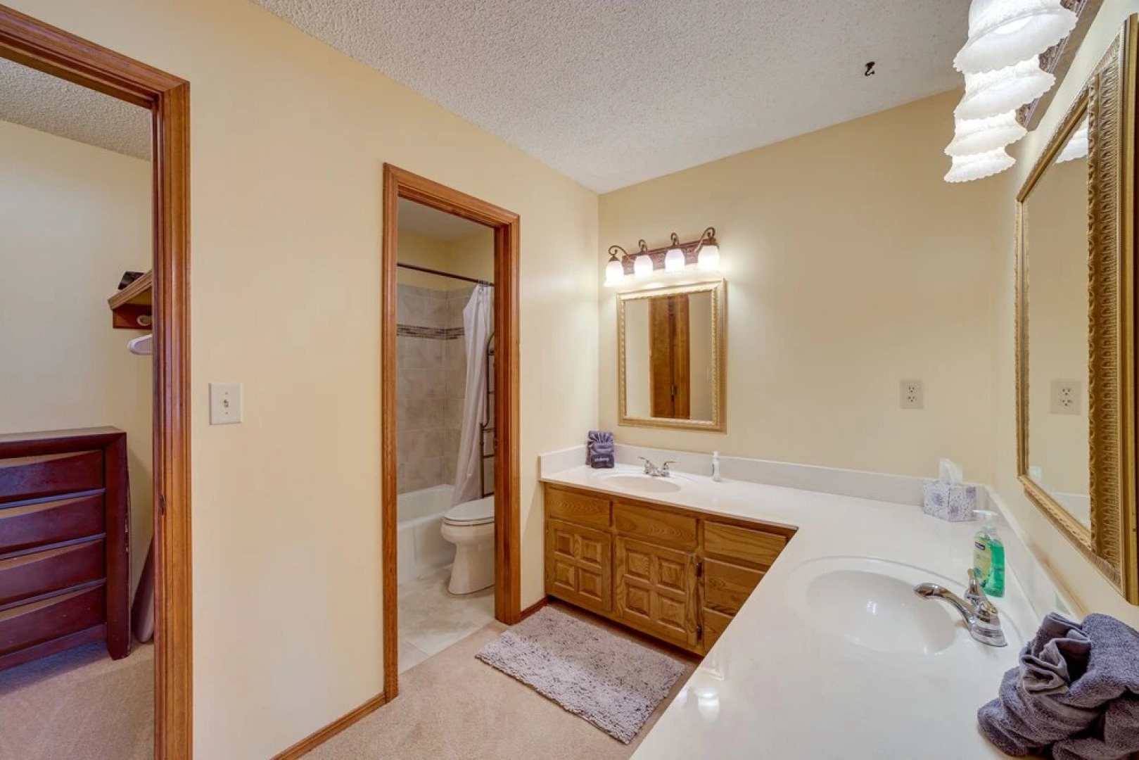 Quiet Oklahoma Home - Close to Golf Courses!