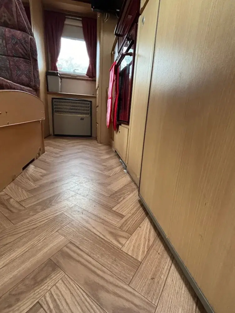 Motorhome in Hinckley- Sleeps 3- Pet Friendly