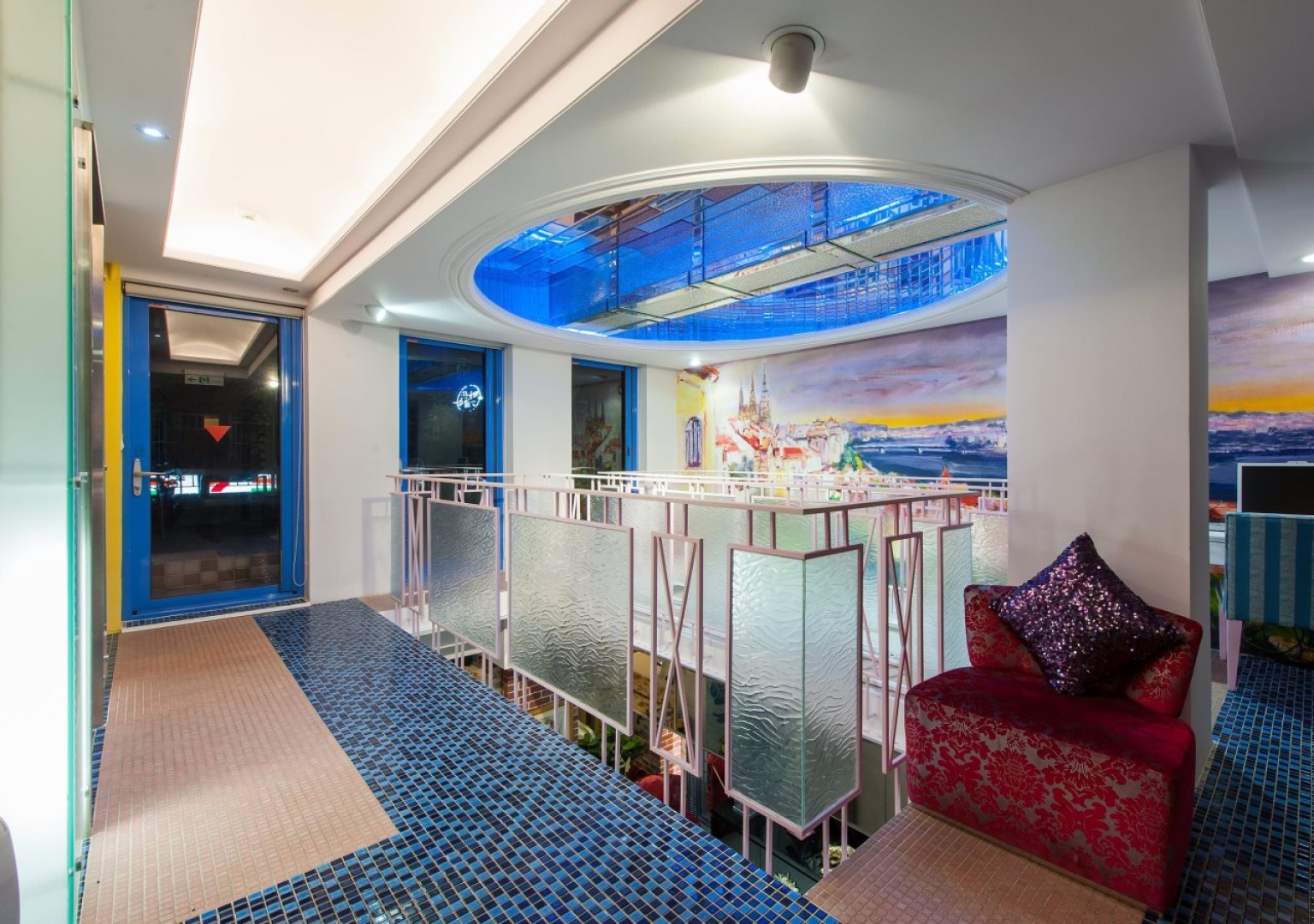 Liz Hotel