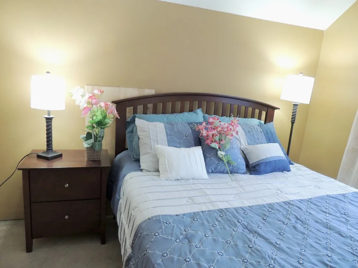 Falcon's Nest Bed & Breakfast