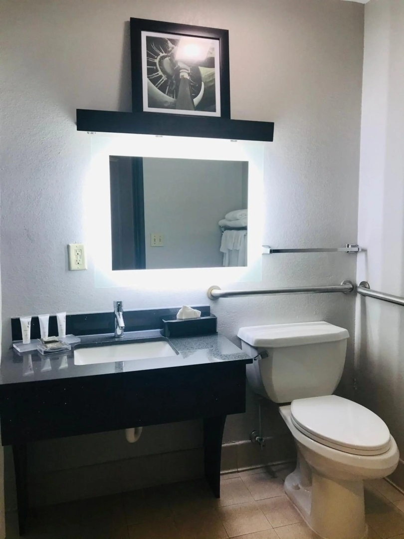 Country Inn & Suites by Radisson, Warner Robins, GA