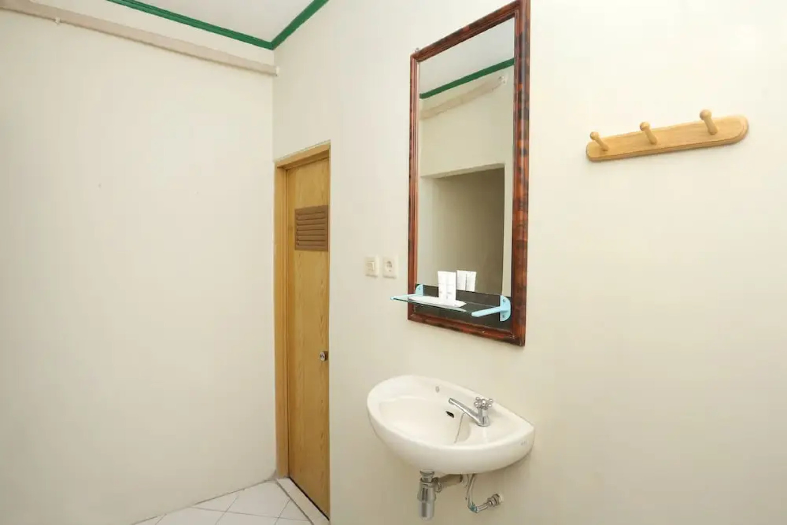 Penginapan Kepurun Pawana by OYO Rooms