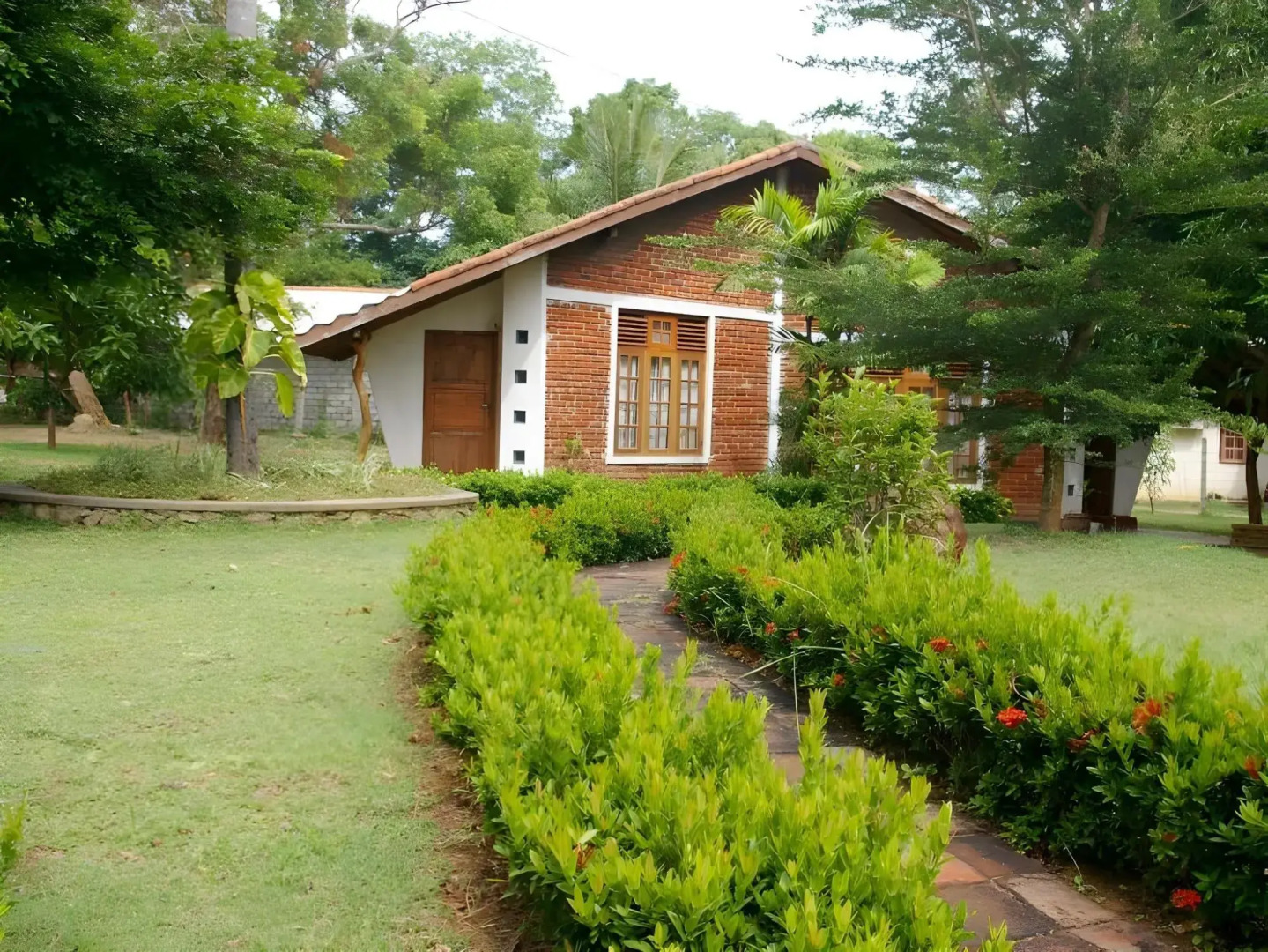 Royal Green Garden Hotel