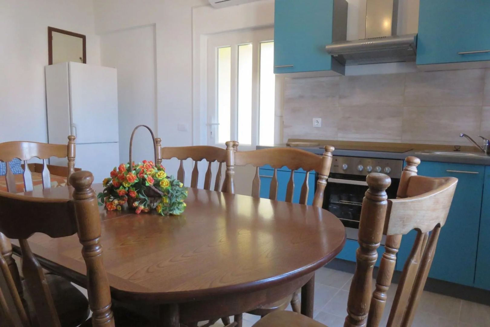 Marin - 100m From the Beach With Parking - A1