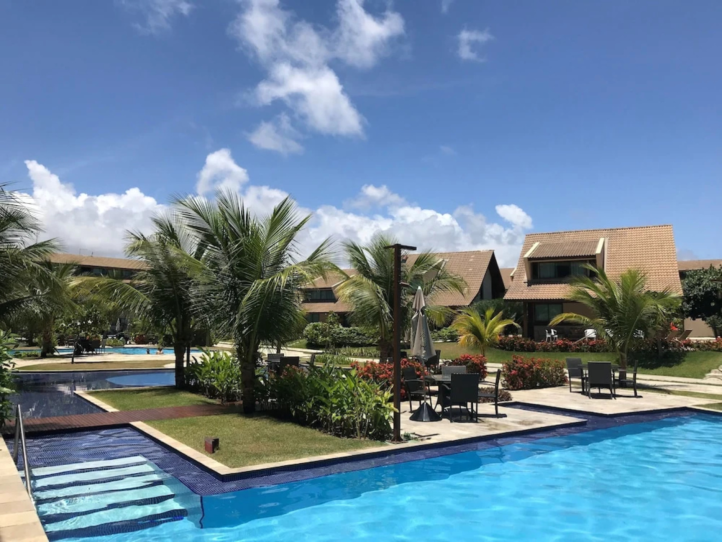 Charmoso Flat Nui Supreme