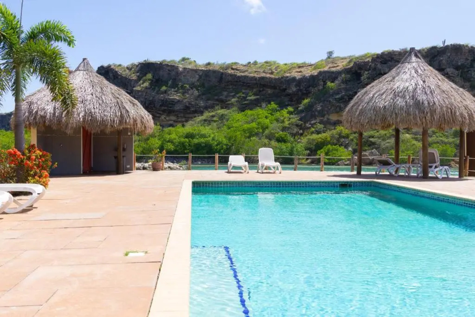 Caribbean Dream Garden View Condo Suite 7