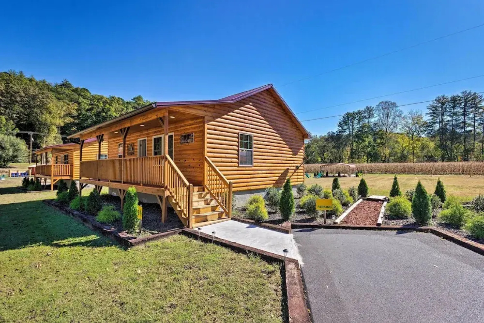 5 Mi to Dtwn: Bryson City Cabin w/ Resort Perks!