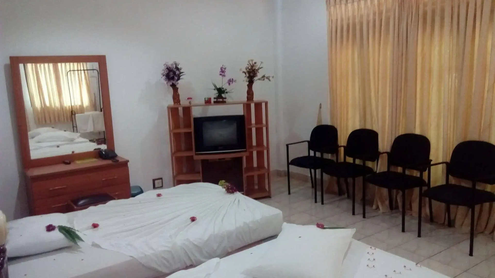 Centauria City Hotel