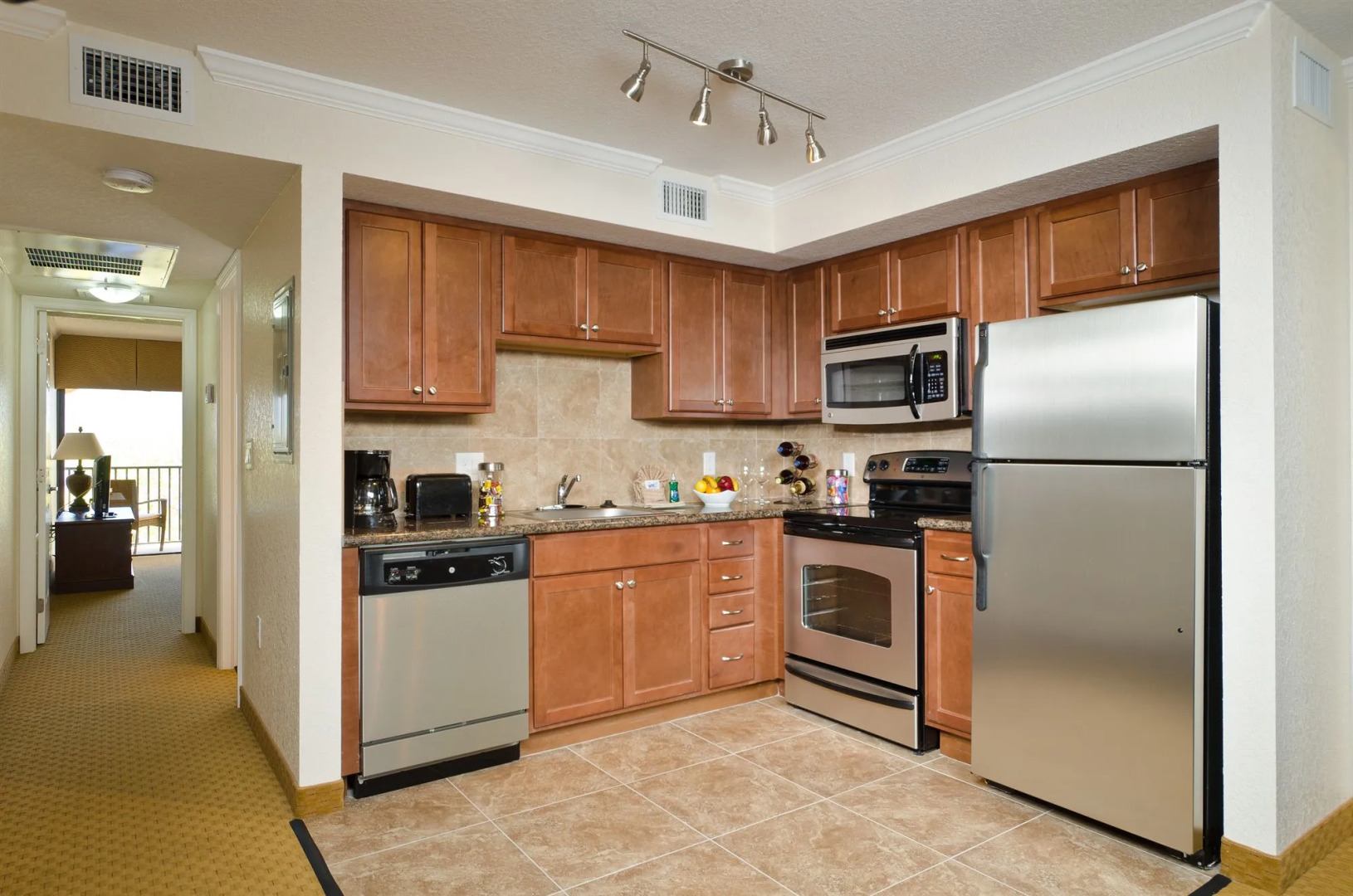 Coconut Cove All-Suite Hotel