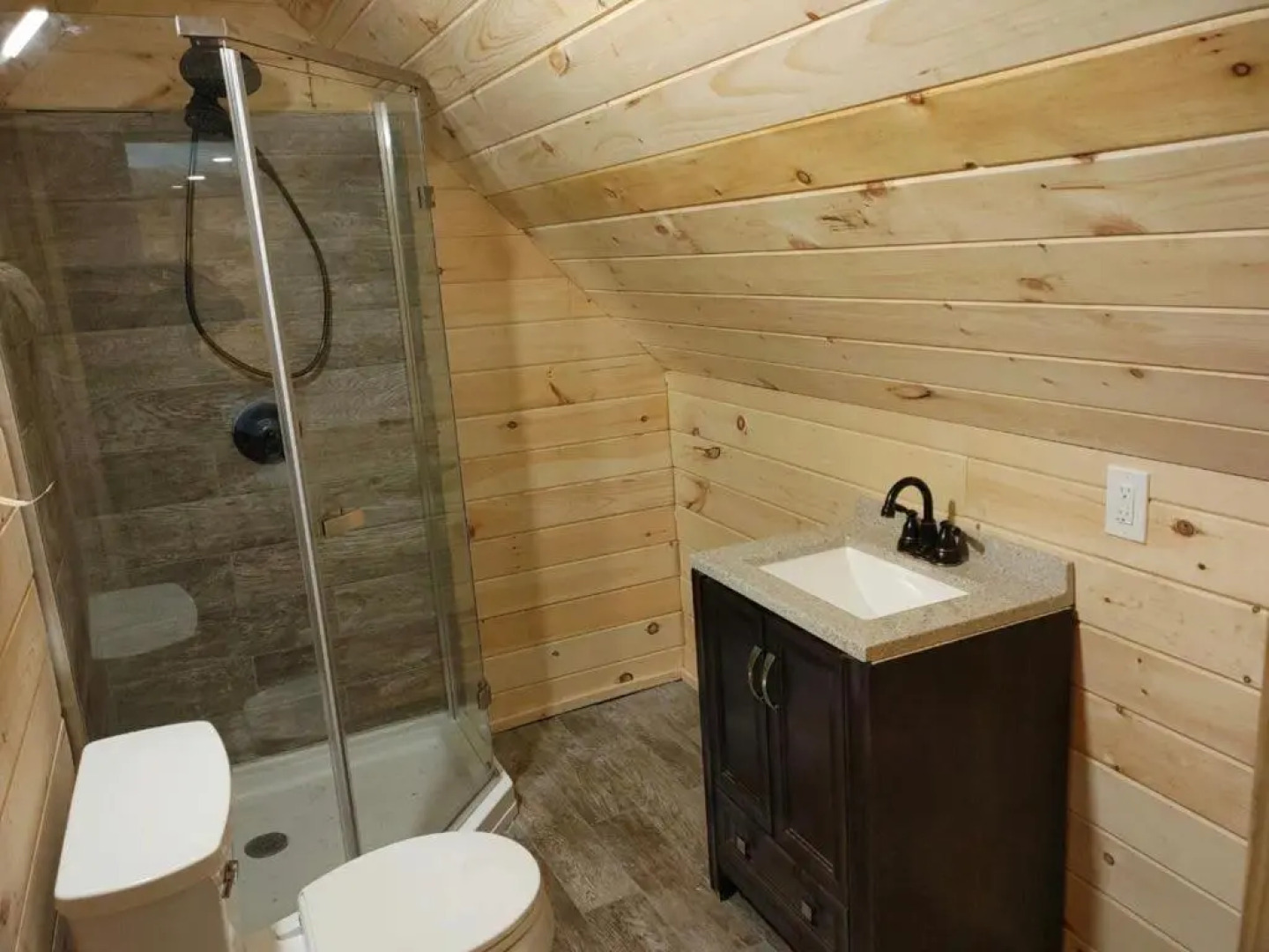 Smokie Mountain Lake House