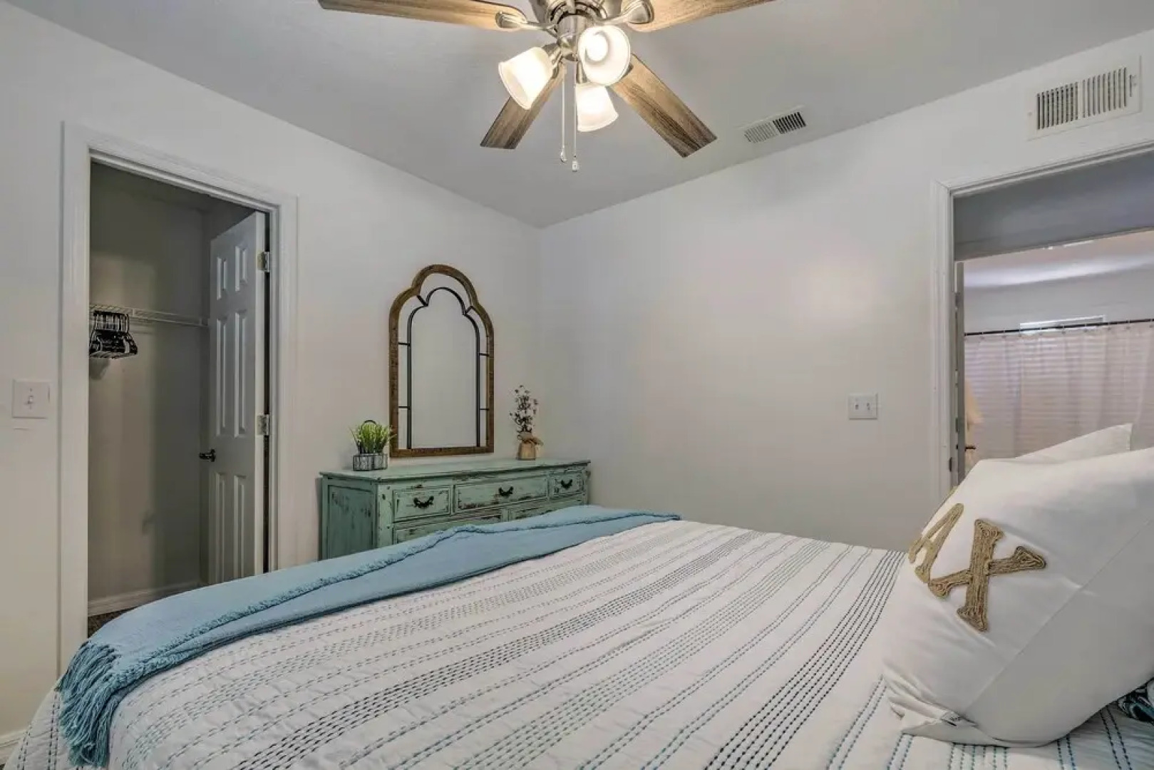 Cozy Home, ~ 8 Mi to World Equestrian Center