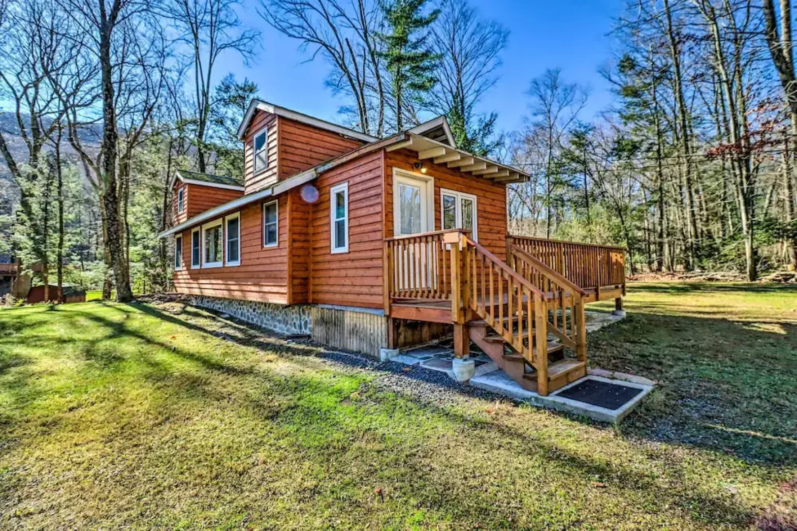 Cozy Tannersville Gem - Ski, Hike, Explore!