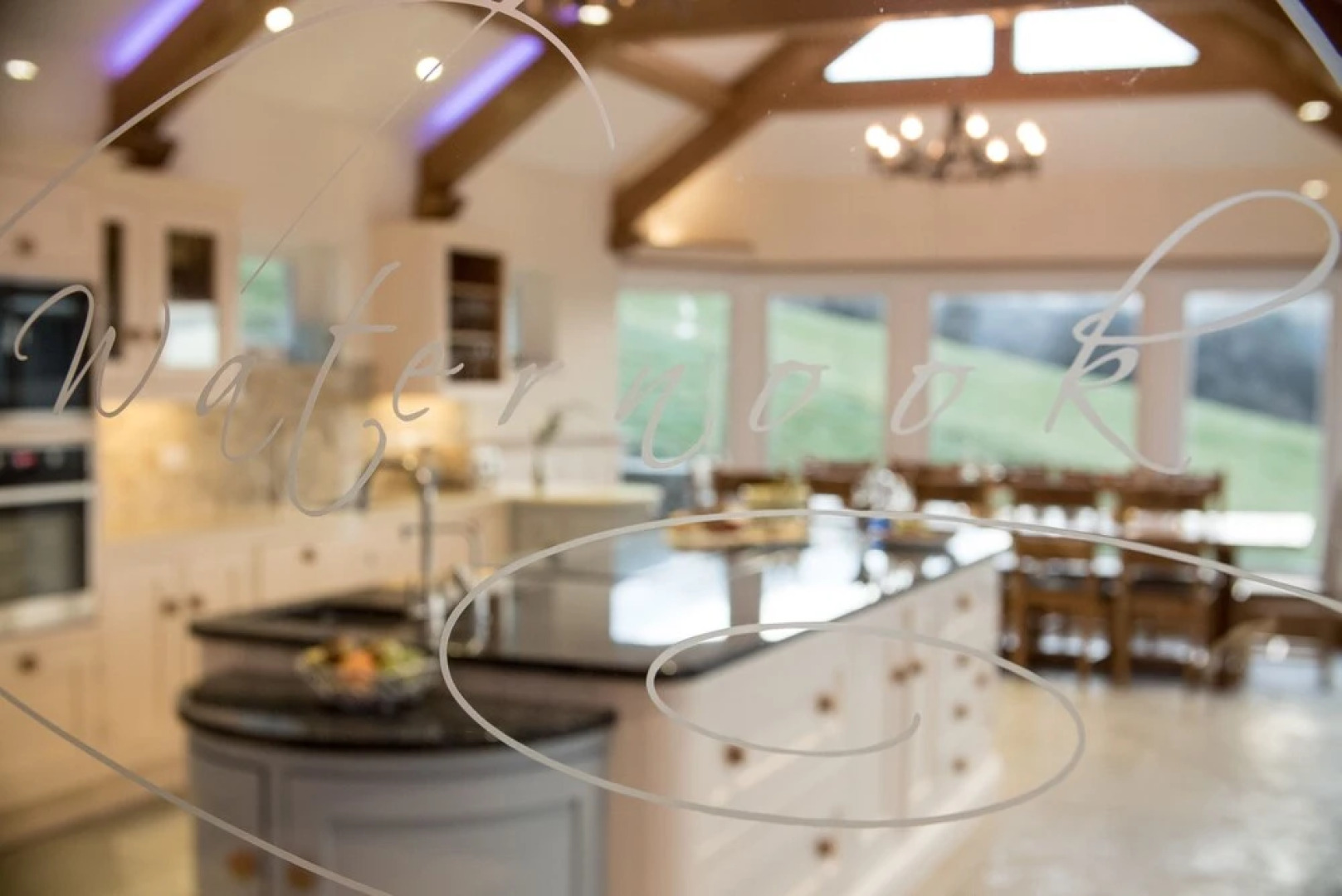 Waternook Lakeside Accommodation