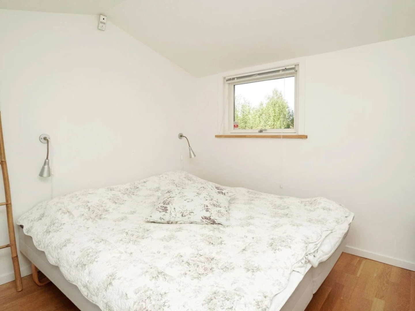 Simplistic Holiday Home in GÃ¸rlev near Sea