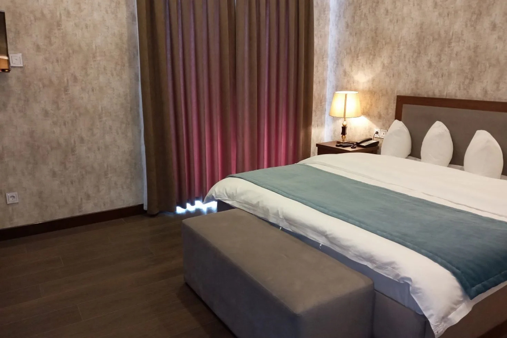 Macara Sheki City Hotel