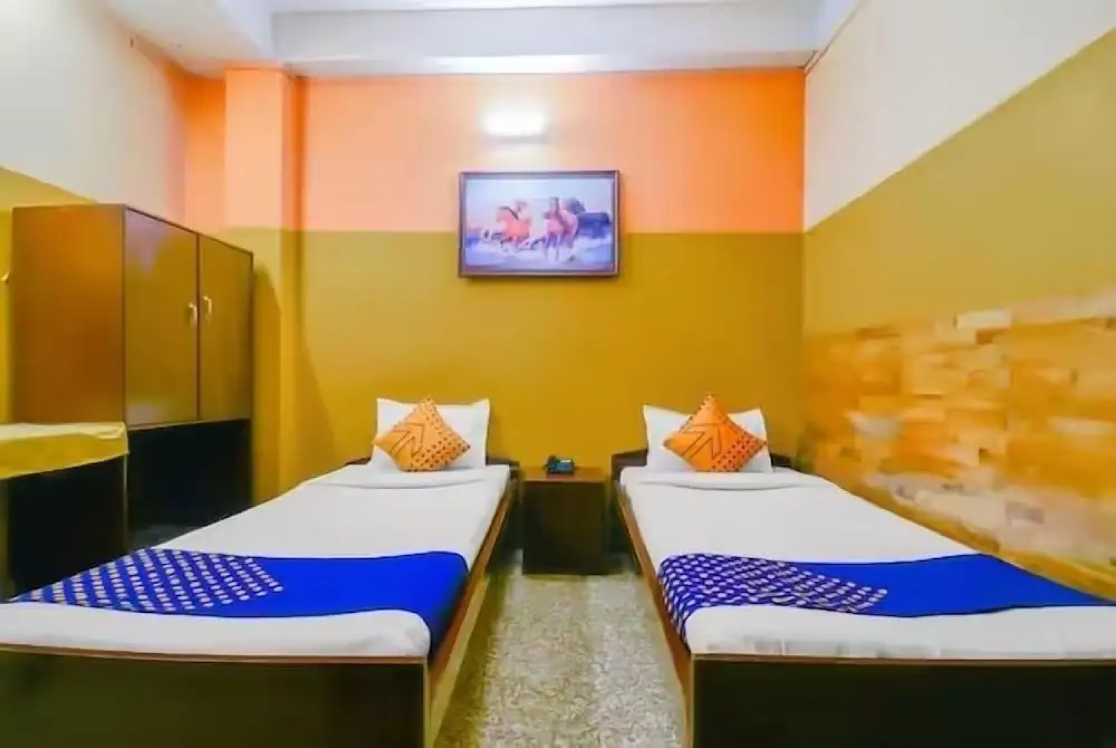 Hotel Embassy by OYO Rooms