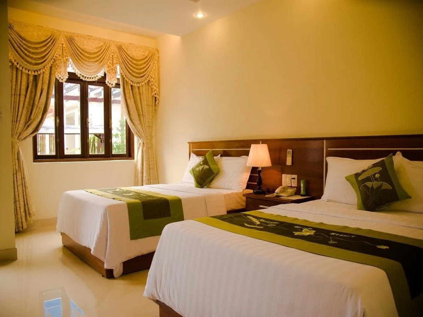 Forever Green Resort