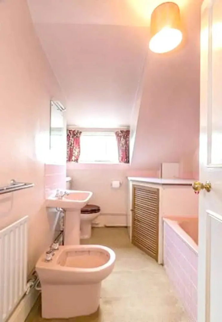 House With 5 Bedrooms in Eyrecourt, With Enclosed Garden Near the Beach