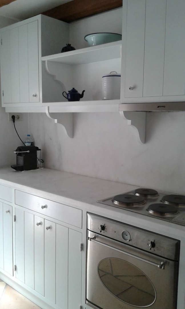 1880 Luxury Apartments