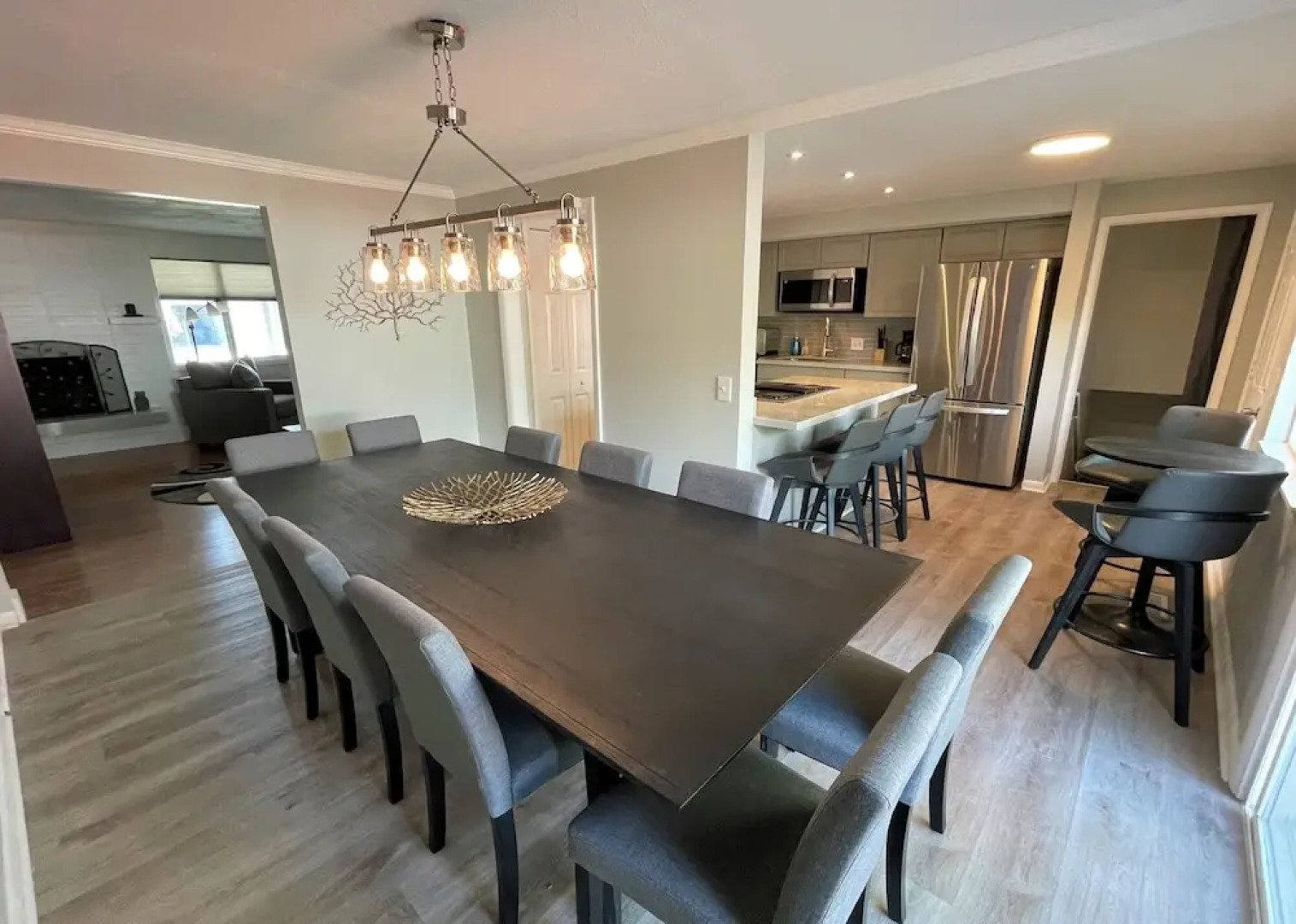 Carnation Drive Home 7 Bedroom Home by RedAwning