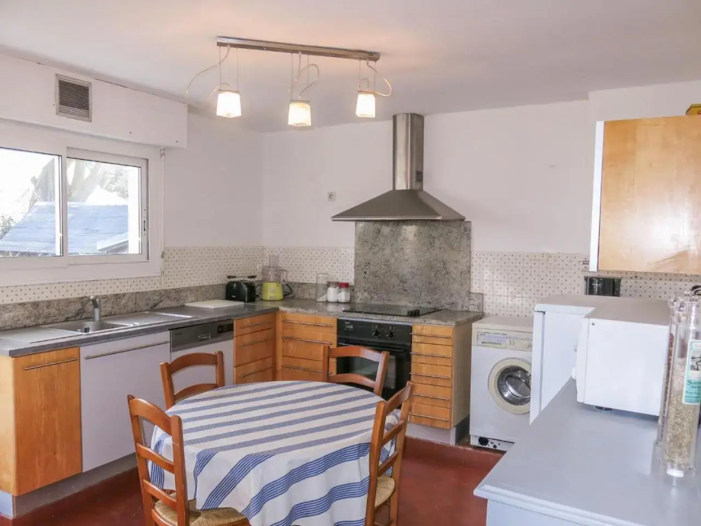 Holiday Home The Anchor - QUB300