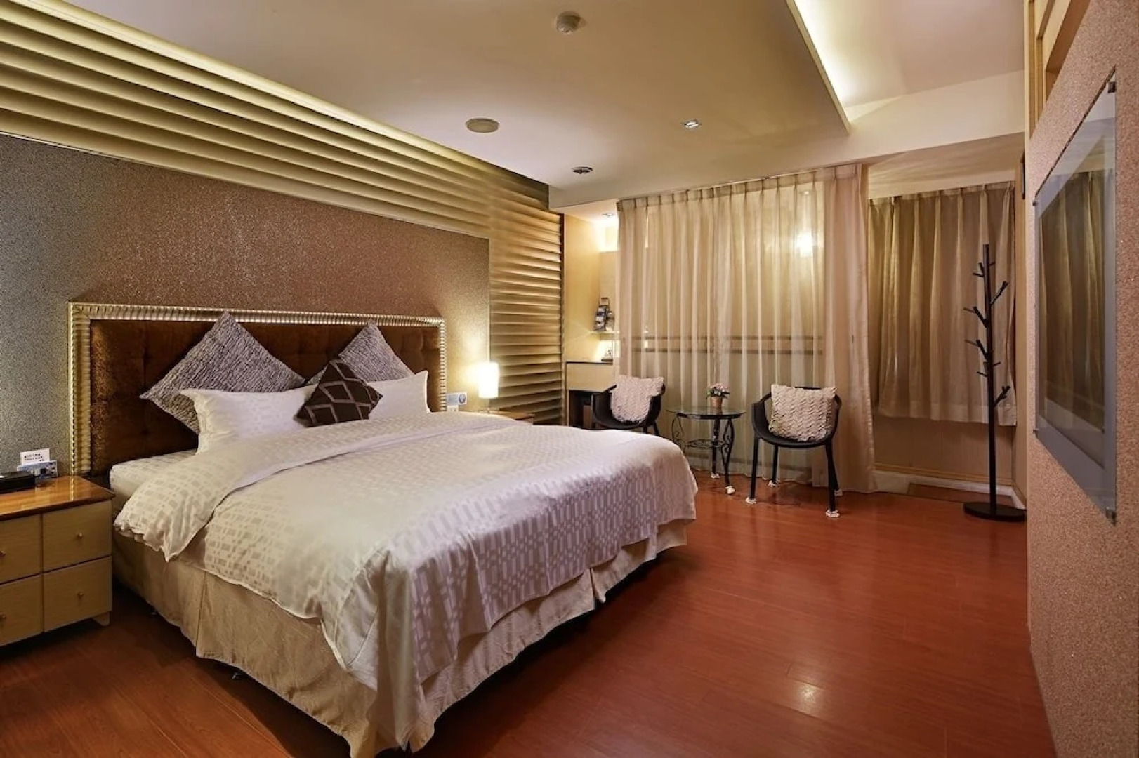 Prague Spring Boutique Motel