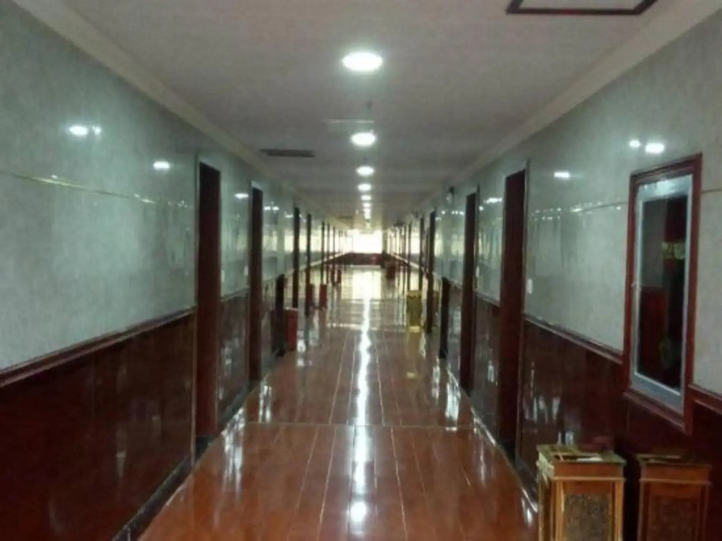 Nanjiang Daxiagu Hotel