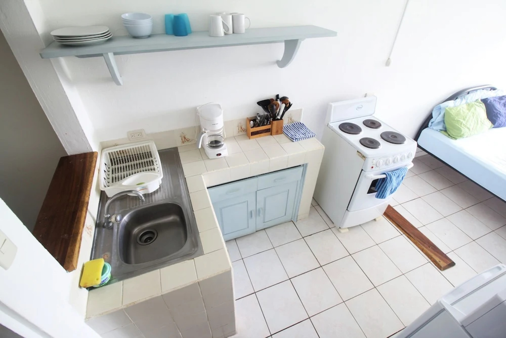 Blue Trailz Hostel & Surf Camp