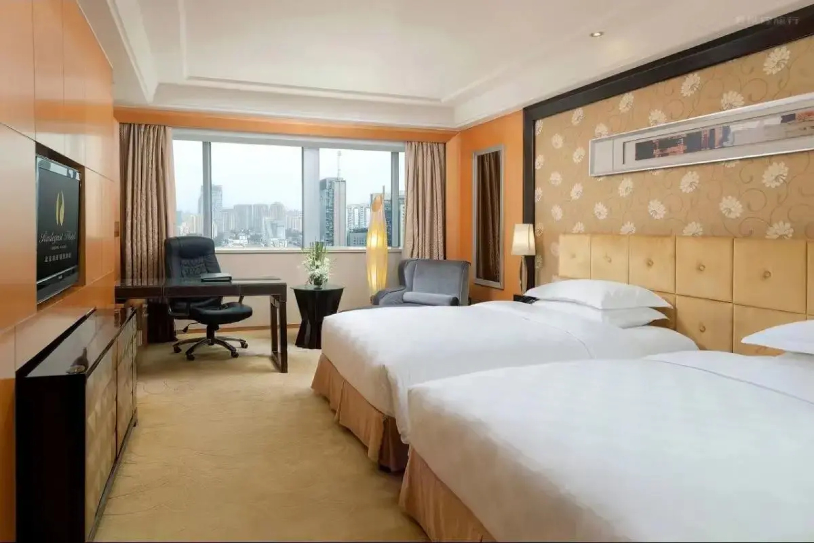 Radegast Hotel CBD