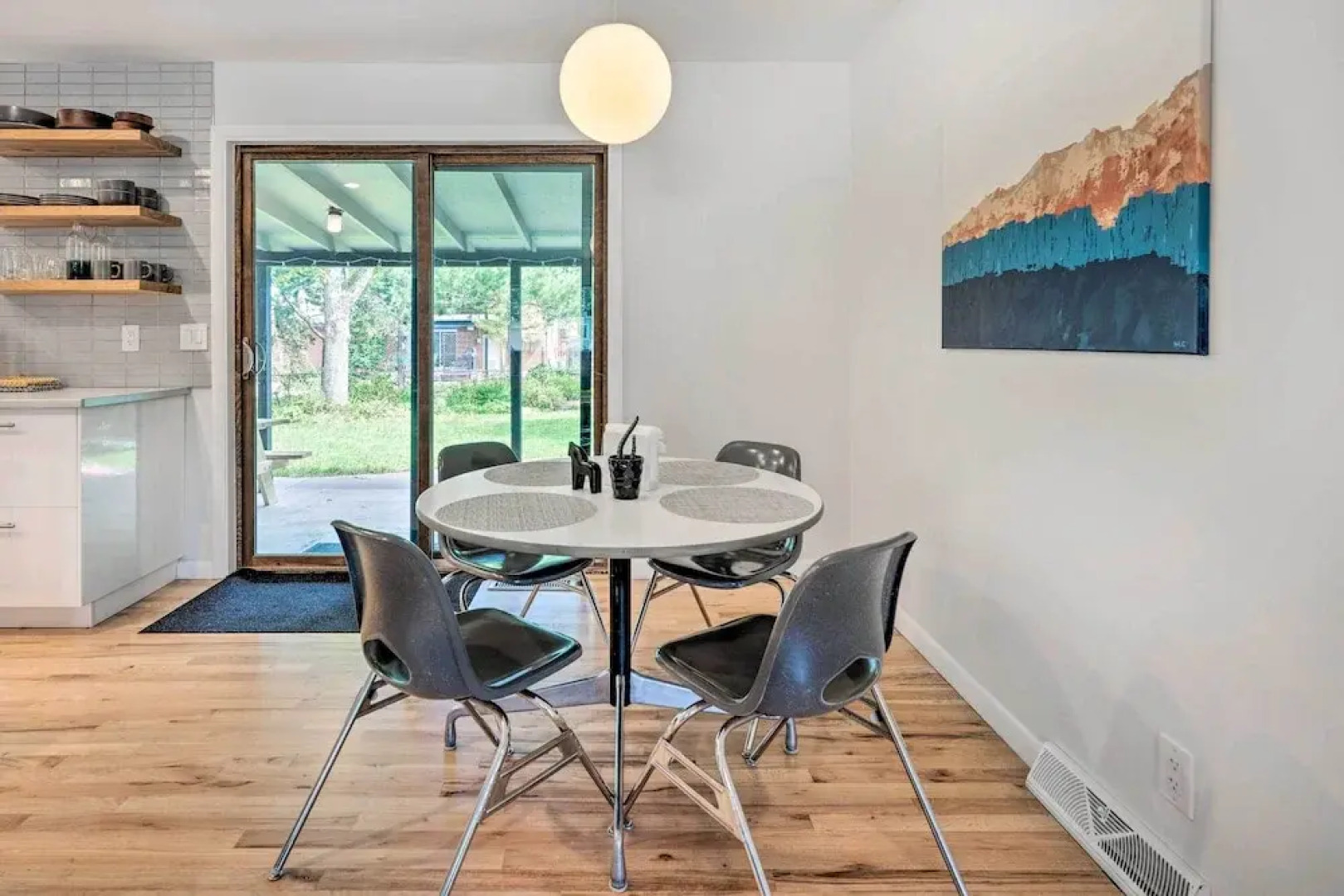 < 3 Mi to Pearl St: Home w/ Large Yard in Boulder