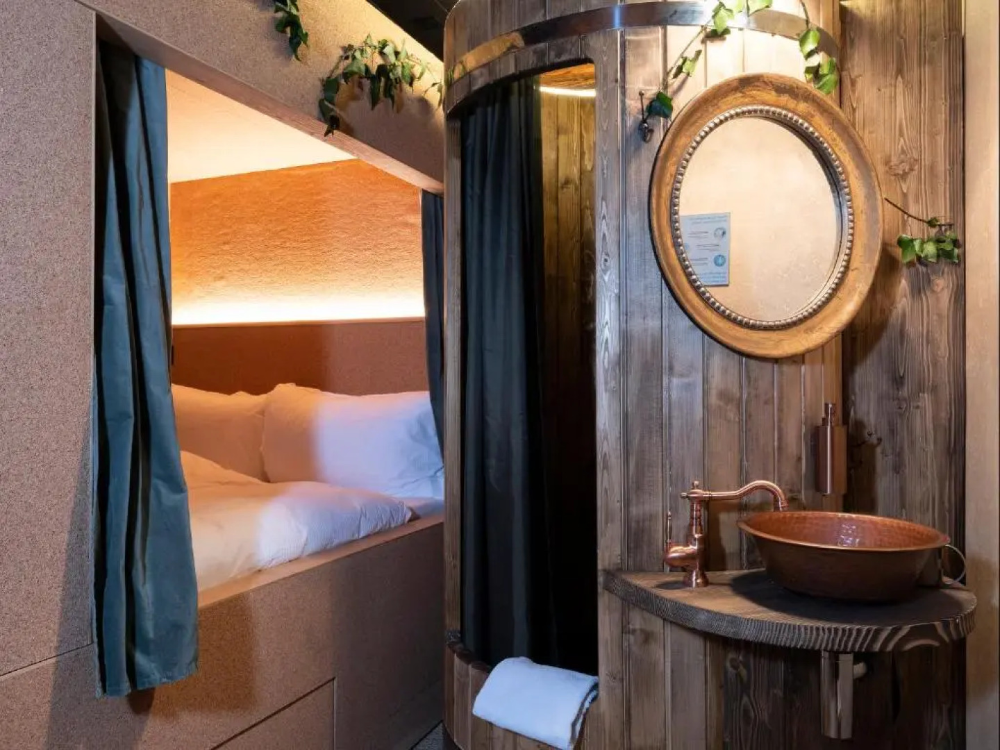 Peanut Medieval Lodge