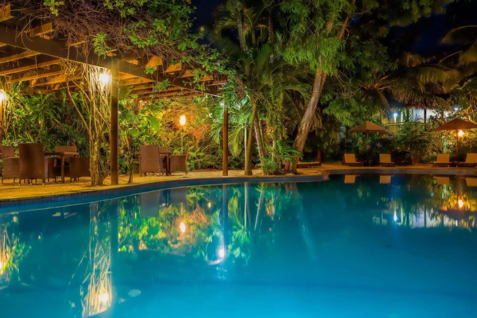 Sanctuary Rarotonga-On the beach - Adults Only