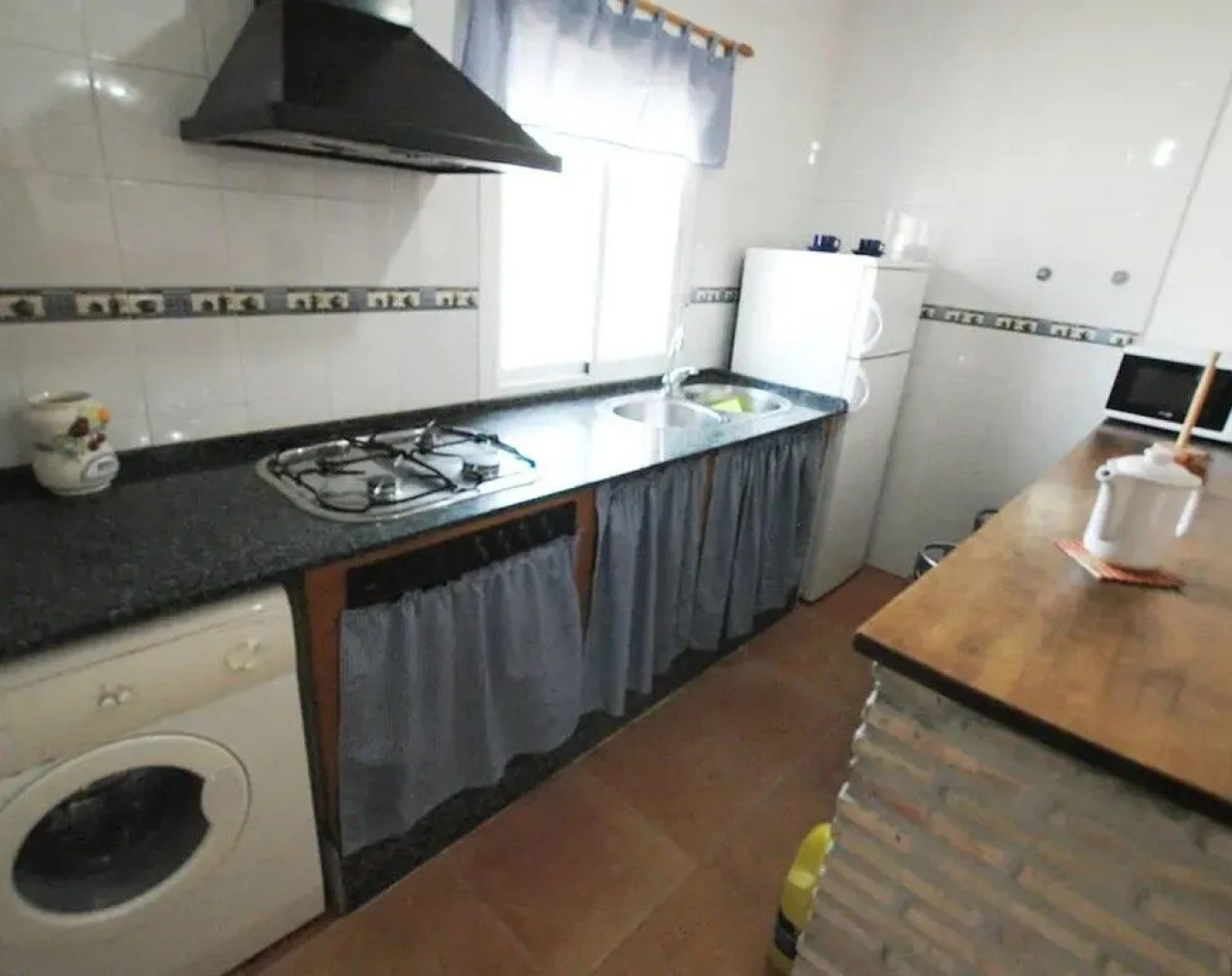 Casa con Barbacoa Cerca del Pueblo A, B y Casa Inma