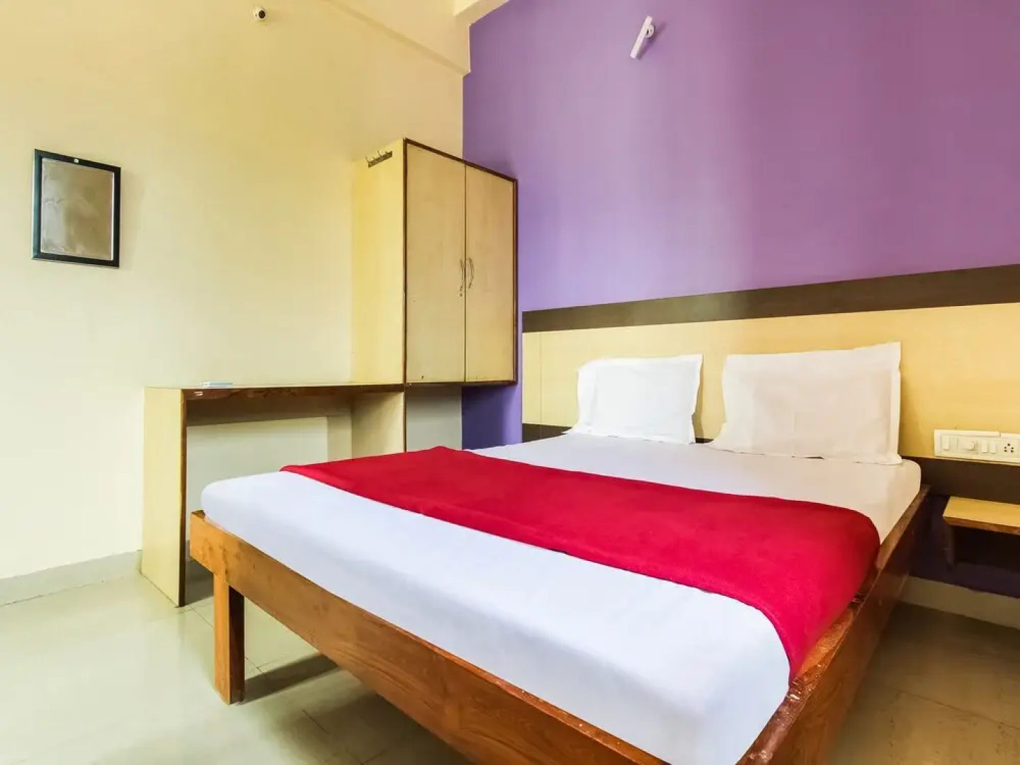 SPOT ON 60208 Hotel Ashoka Deluxe Lodging And Restaurant