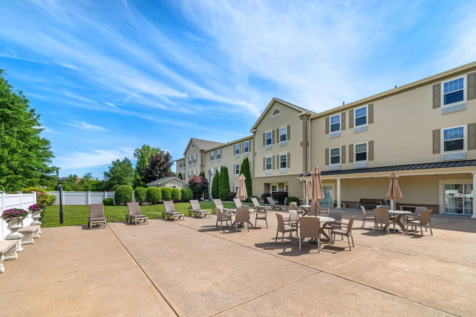Comfort Inn & Suites