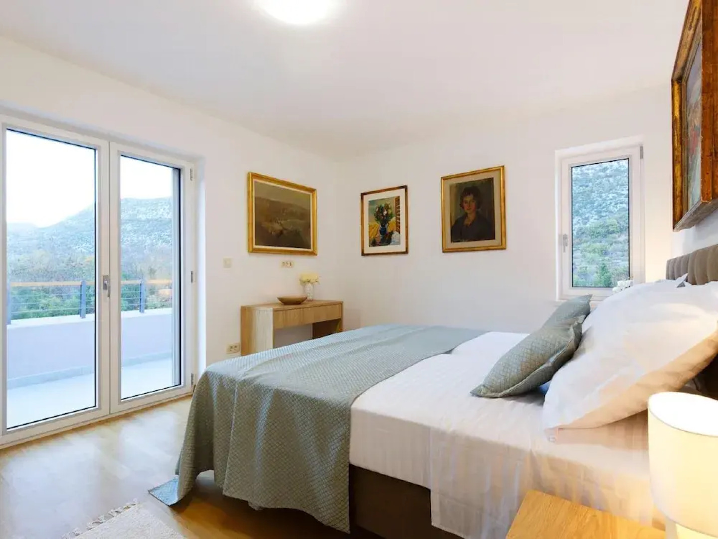 Villa in Zupa With Infinity Pool & Biokovo Views