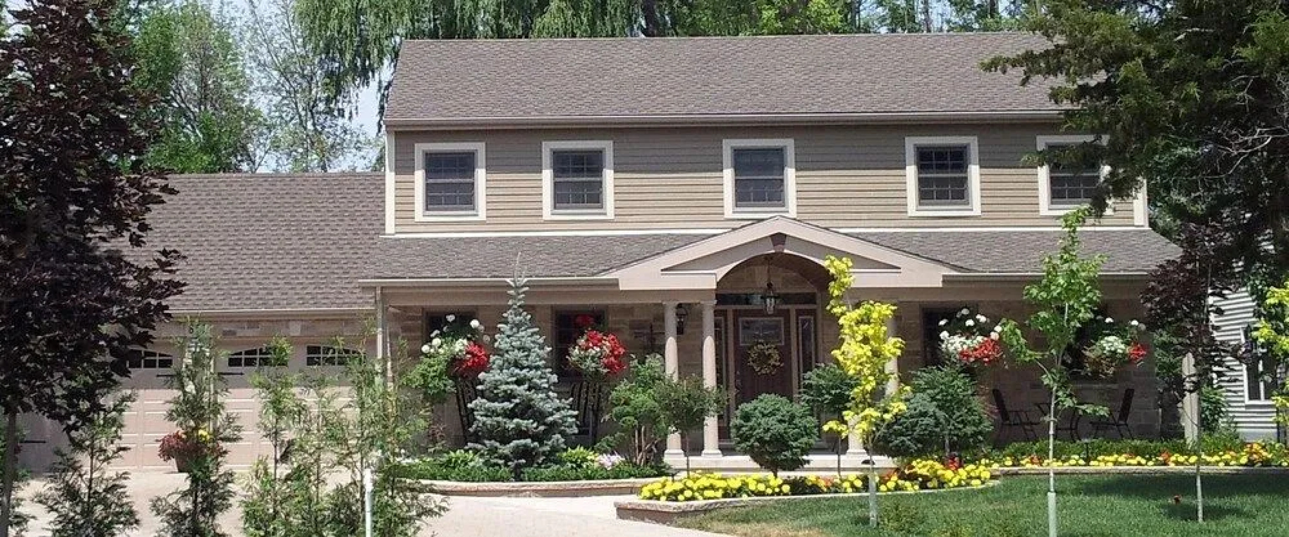 The Porch and Pillow