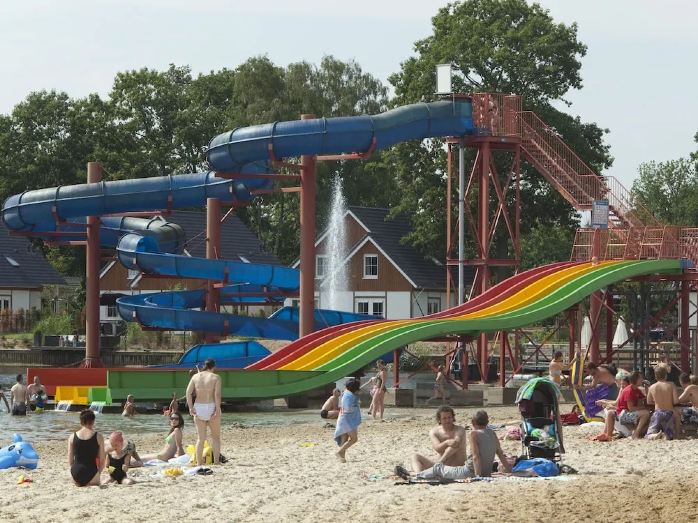 Wooden Chalet 30 km From Maastricht