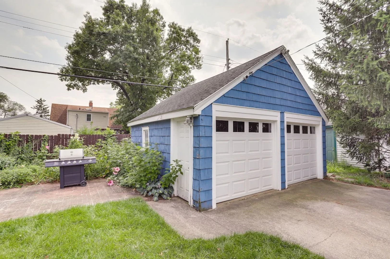 Charming South Bend Retreat ~ 1 Mi to Notre Dame!