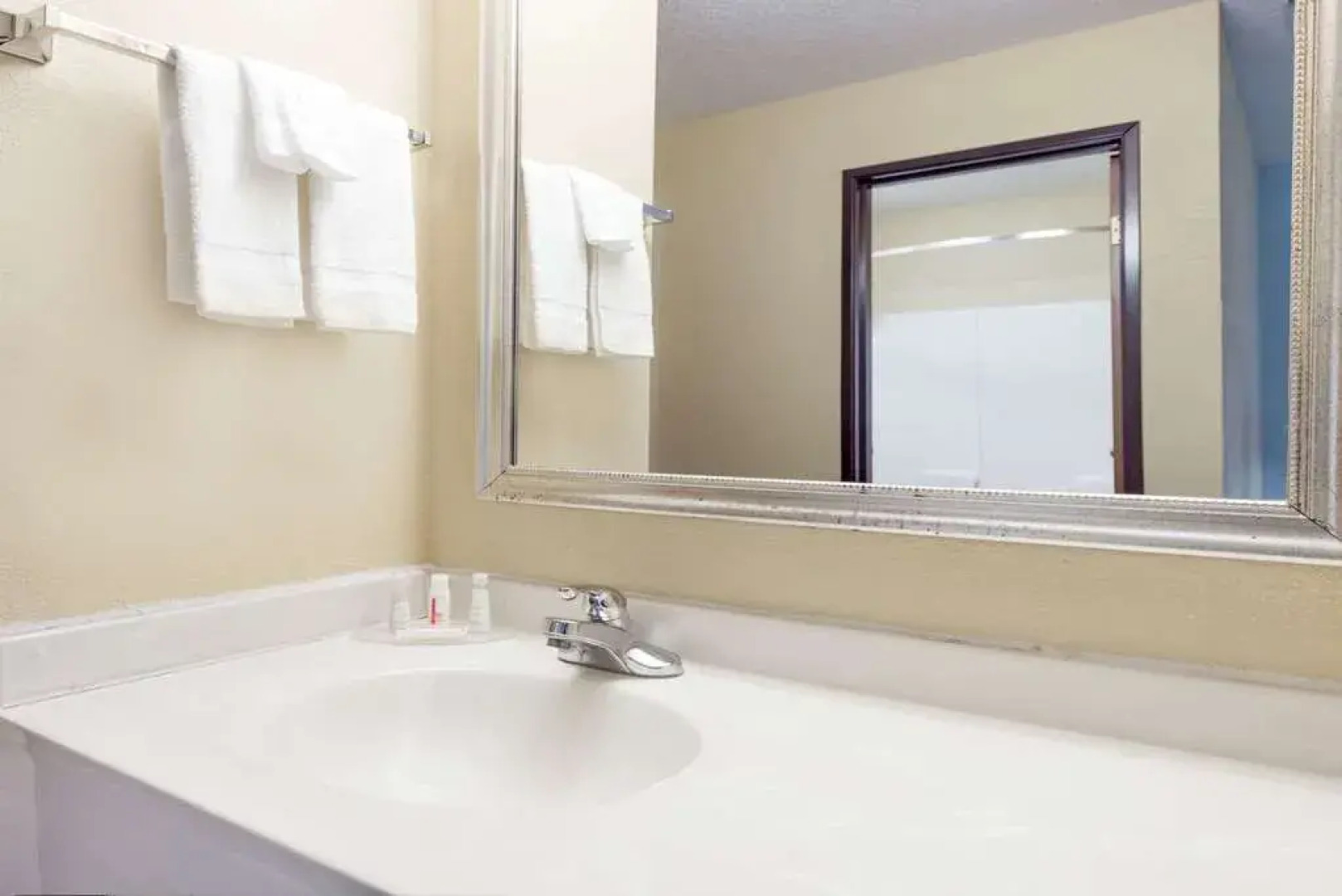 Baymont Inn & Suites Warrenton