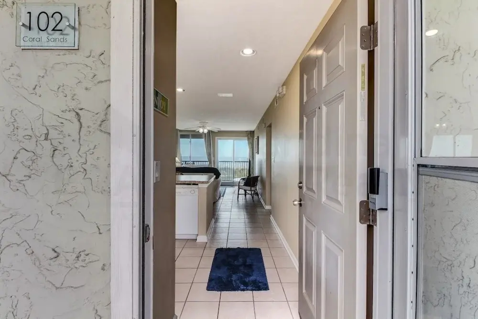 Coral Sands 102 2 Br condo by RedAwning