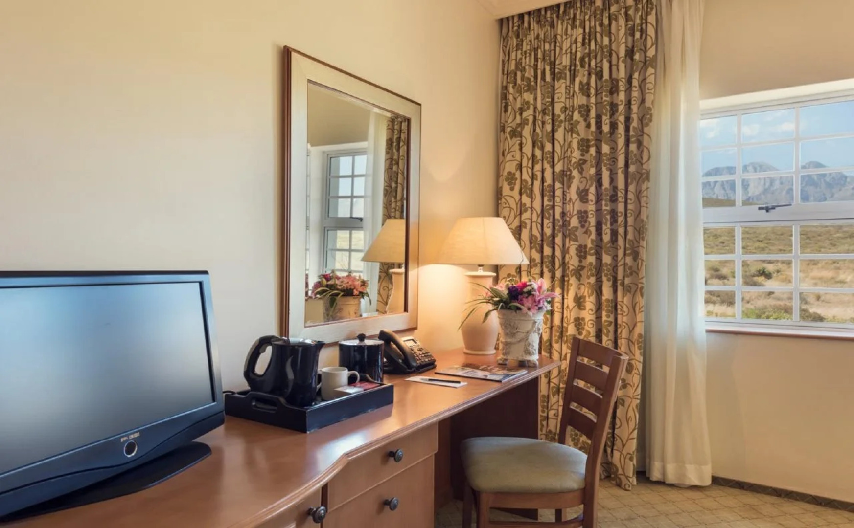 Golden Valley Lodge & Casino