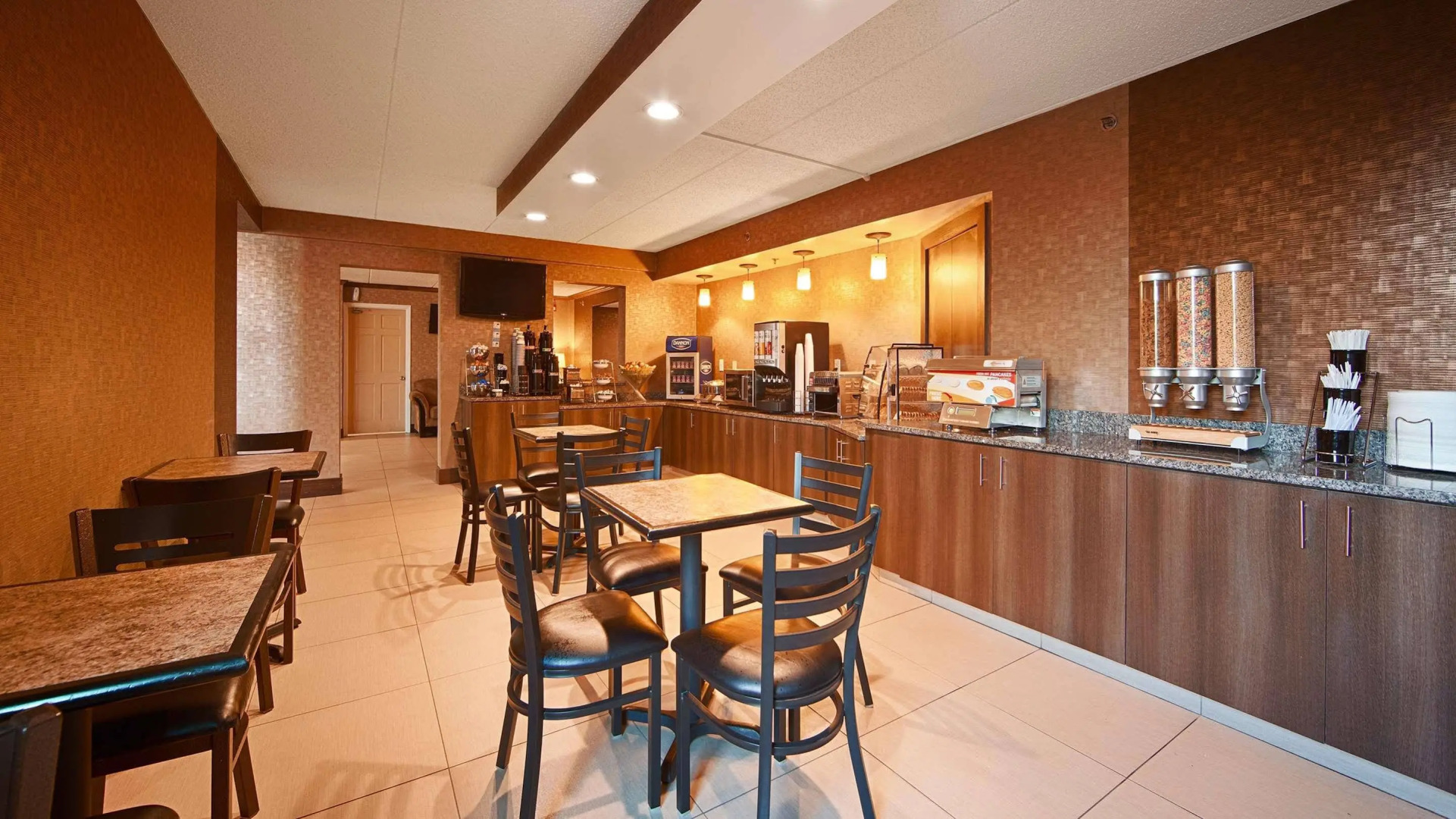 Best Western Inn Buffalo Airport