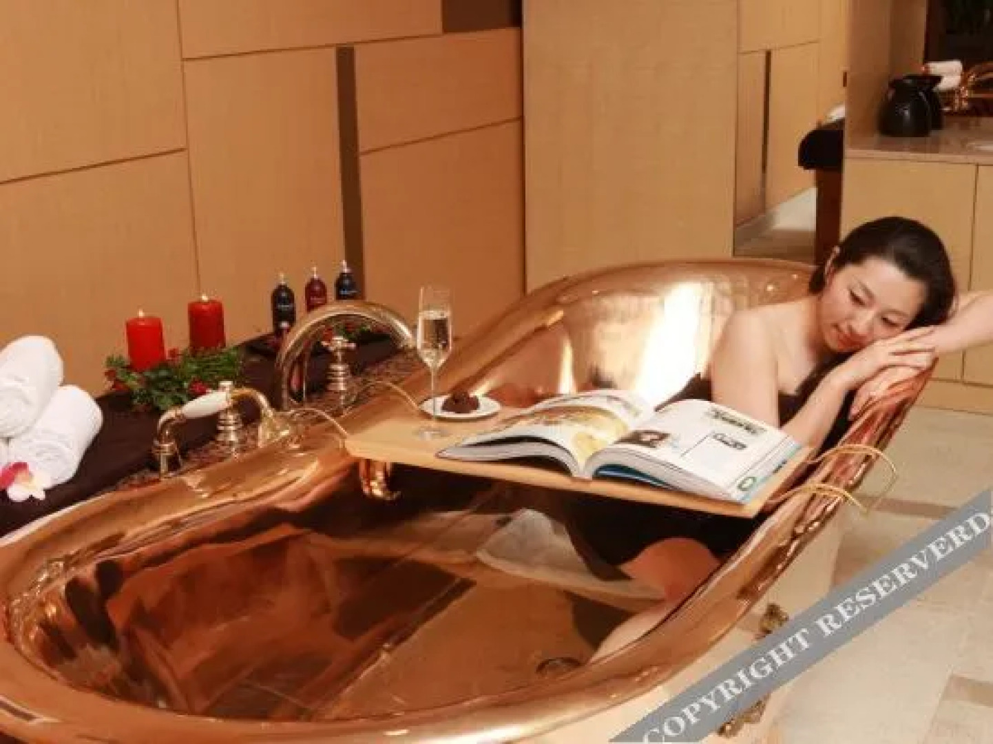 High 1 Convention Hotel