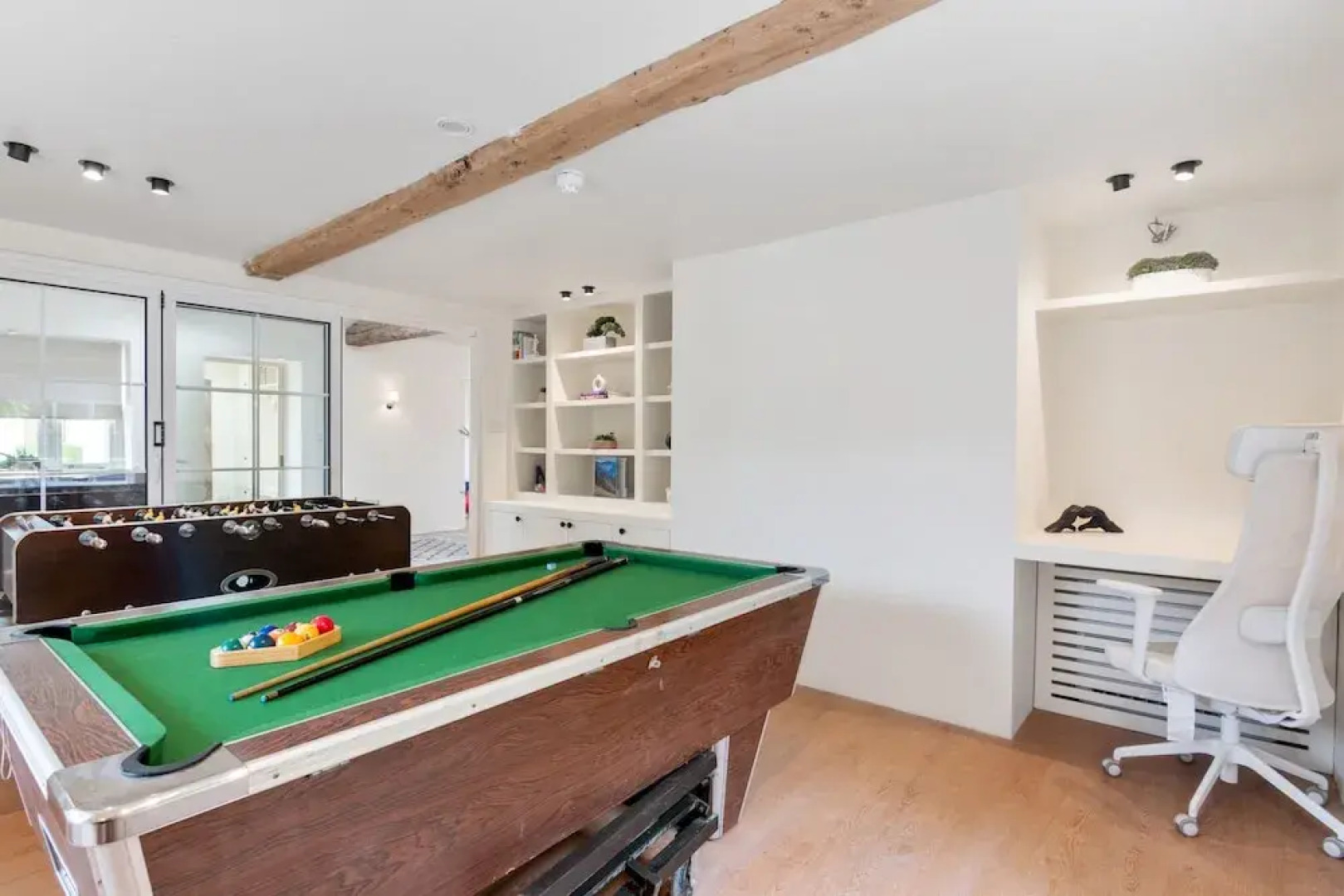 The Manor at Minstrel Court